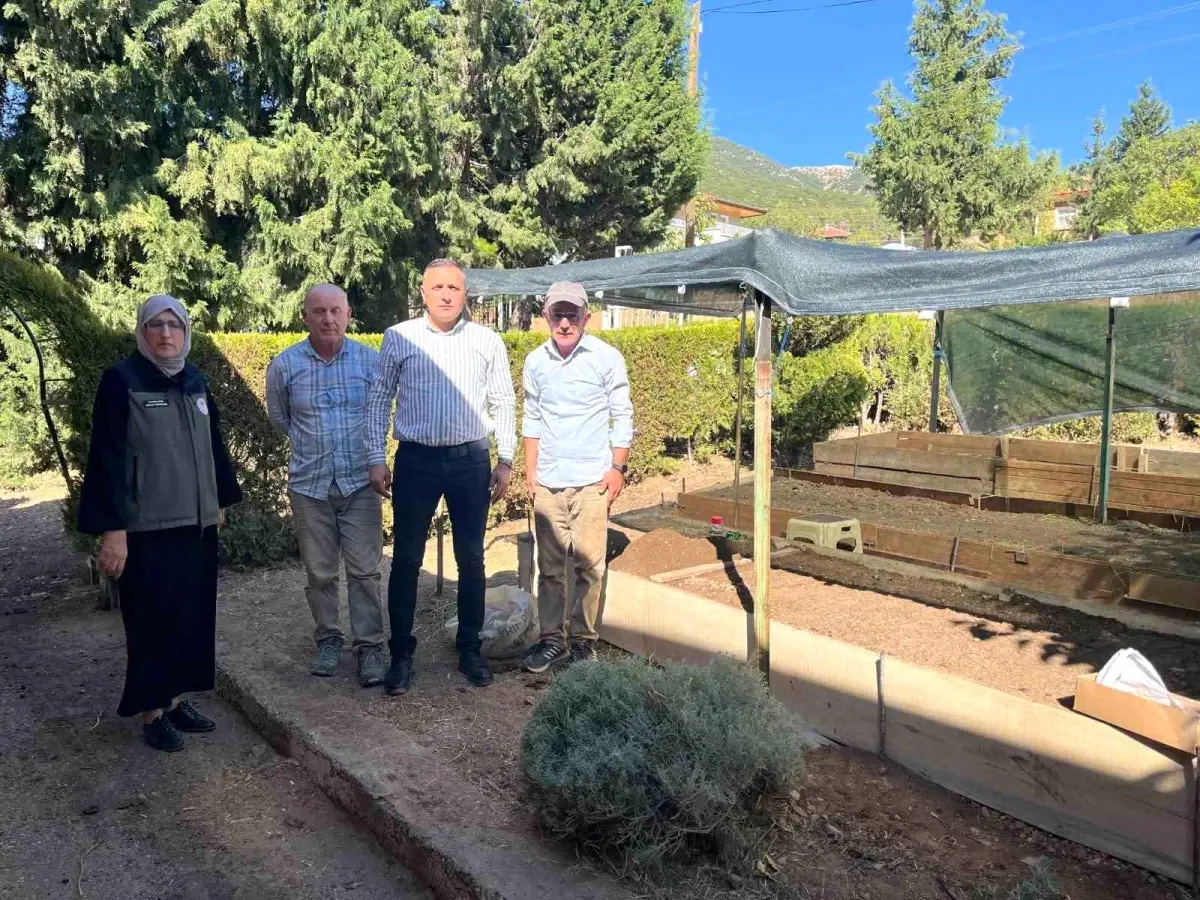 dinarda ilk salep ekimine baslandi 9thUtMIK