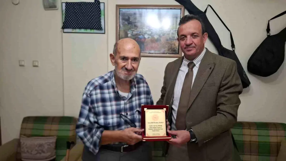 kulturel mirasi yasatmak icin plaket toreni 8TUEk6kf