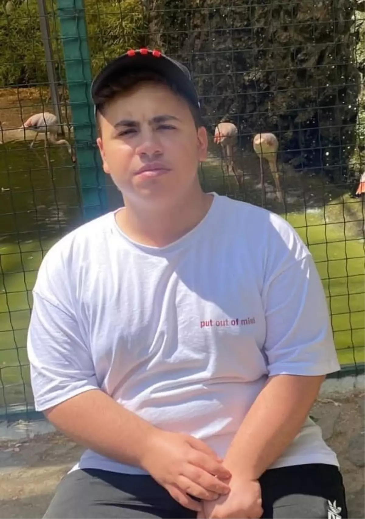 polis araci genc kizi eledi NZzXqm9V