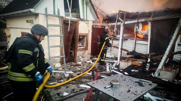 rus ordusundan ukraynaya saldiri 6 olu 17 yarali GIxLygGf.jpg