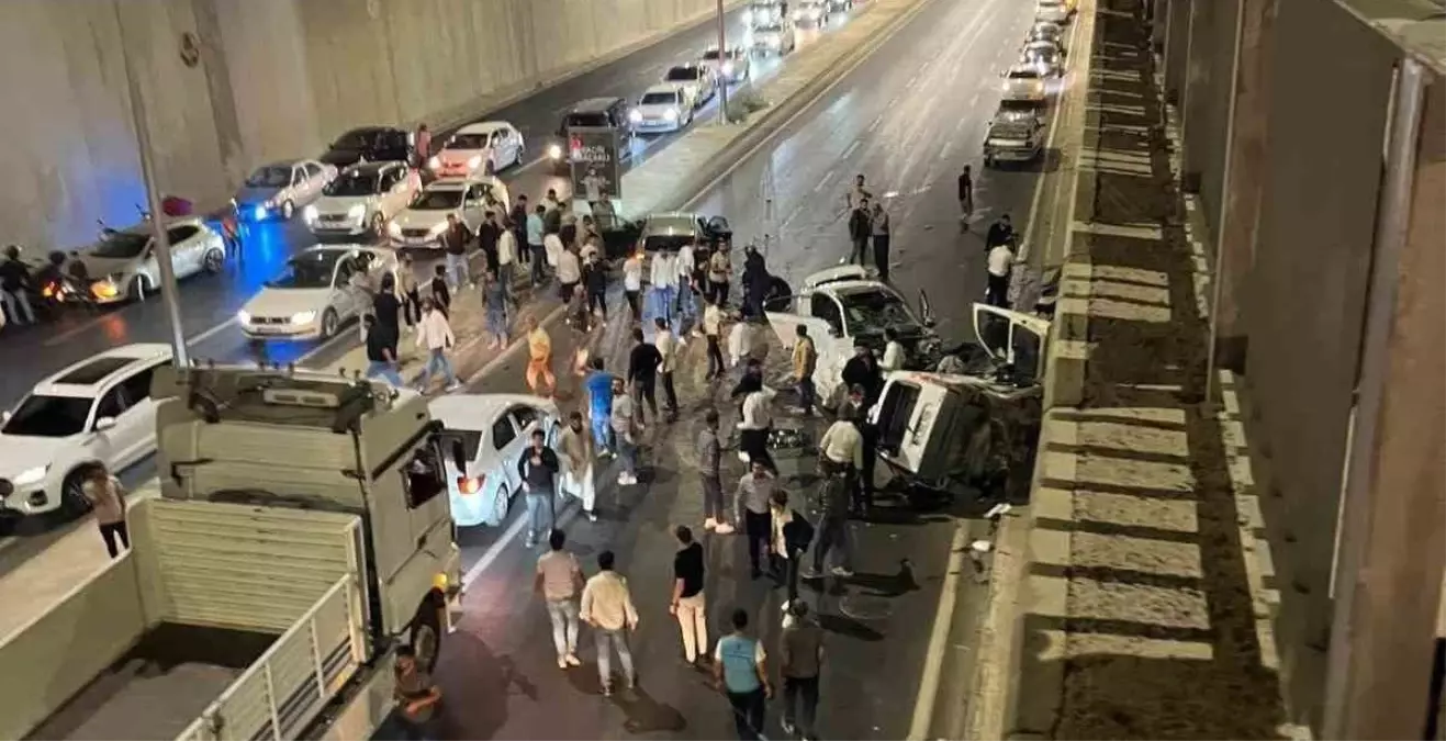 sanliurfada zincirleme kaza 1 olu 4 yarali 3aK8LvC8