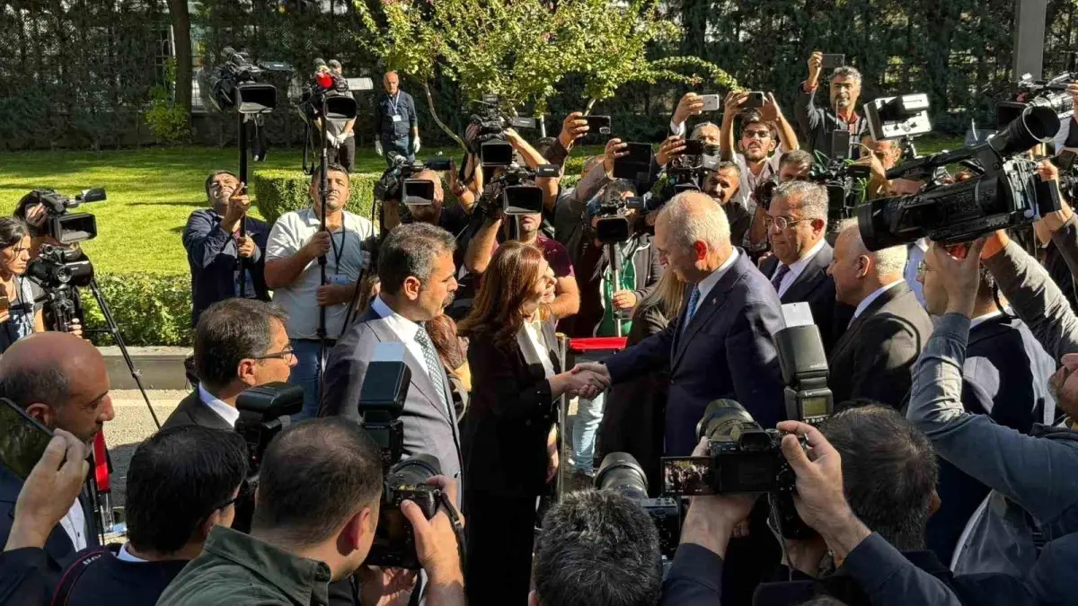 tbmm baskani numan kurtulmus diyarbakirda n3glngnu.jpg