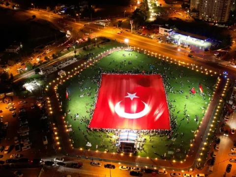 En buyuk bayrak kayseri talasta dalgalanacak MLqHKZzW